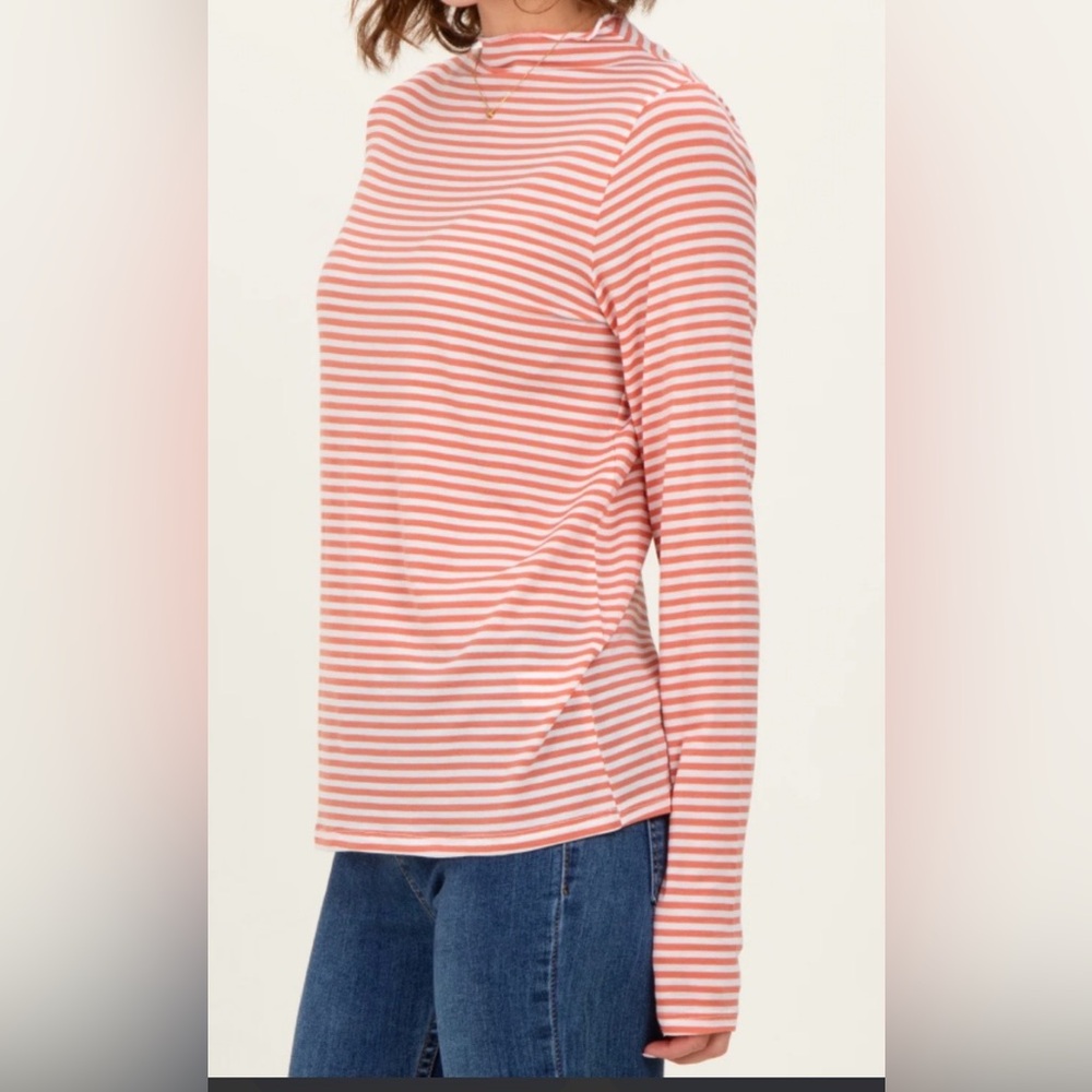 Croft & Barrow NWT Striped Picante and White NWT Women's Top